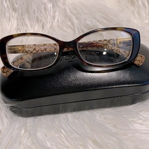Coach frames
